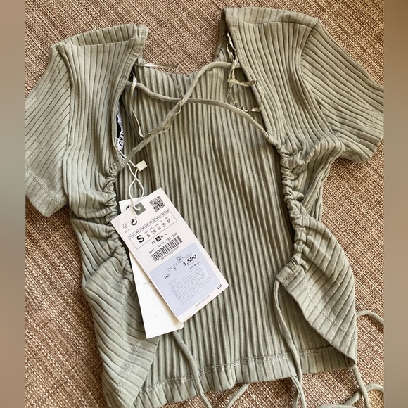 [₹790] Zara Tie-Back Ribbed Tee - Picture 3 of 3